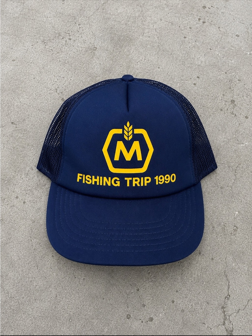 1990 Molson Fishing Trip Trucker Hat Navy Yellow Mesh Snapback Made in Korea